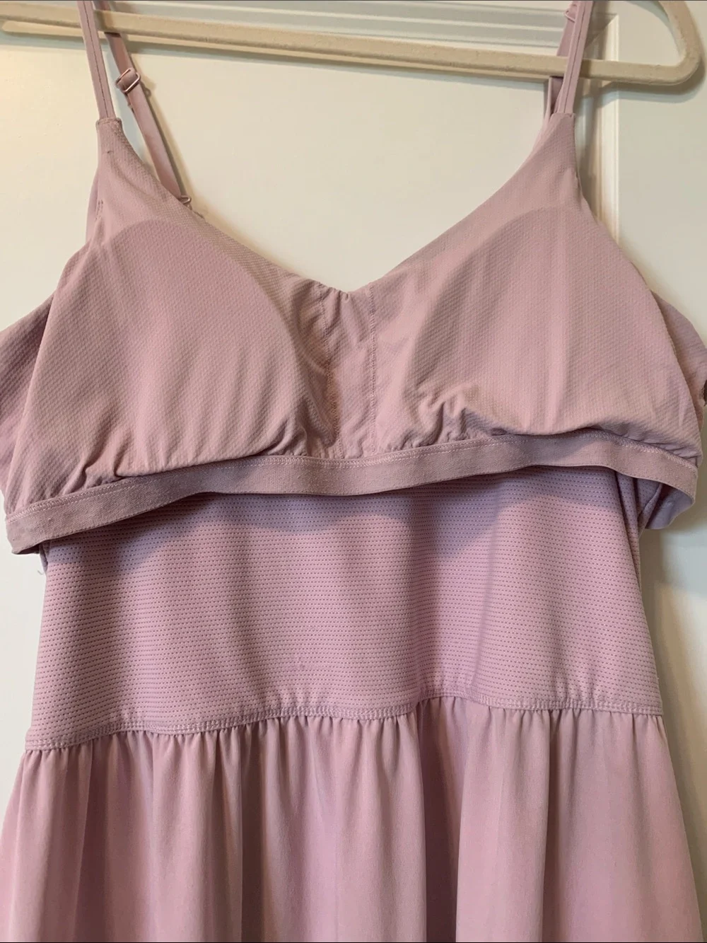 Athleta Elation Hybrid V-Neck dress with bra and pockets in Begonia Pink Size L - Picture 11 of 11